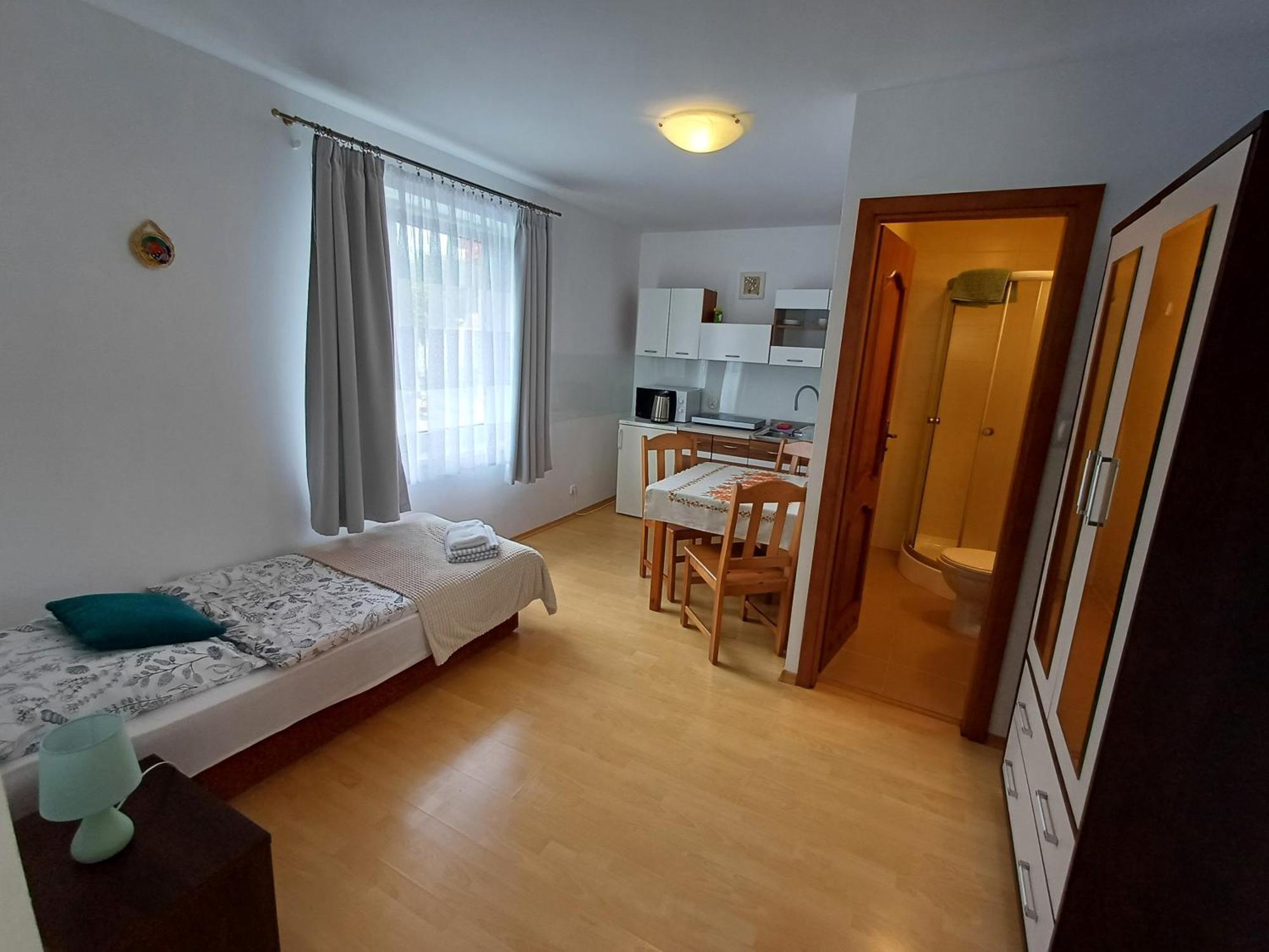 דז'ווירז'ינו Pokoje Vesuvio I Apartament מראה חיצוני תמונה